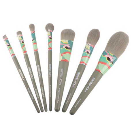 Serie Essential - Kit De 7 Cepillos Verdes Con Cilindro Ecologico